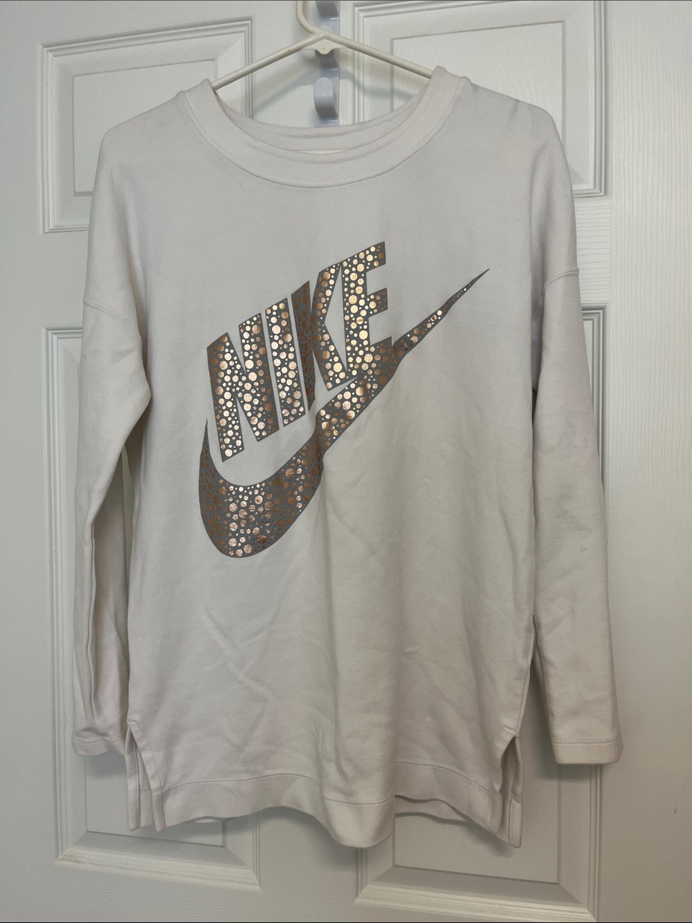 Nike Off-White Girls' Long Sleeve Sweatshirt with Metallic Dot Swoosh